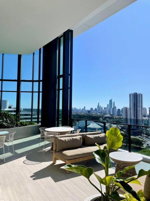 New Impressive 180° River View 1 Bed Apt With Pool 47F Apartman Gold Coast Kültér fotó